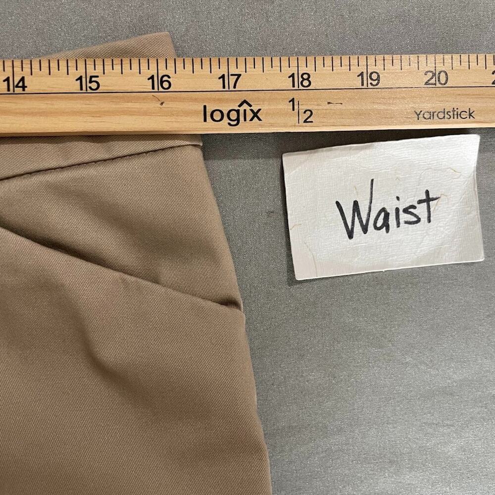 LEE Pants Size 10 Medium Wrinkle Free Tan Khaki Chinos Office Career Neutral - Picture 8 of 12
